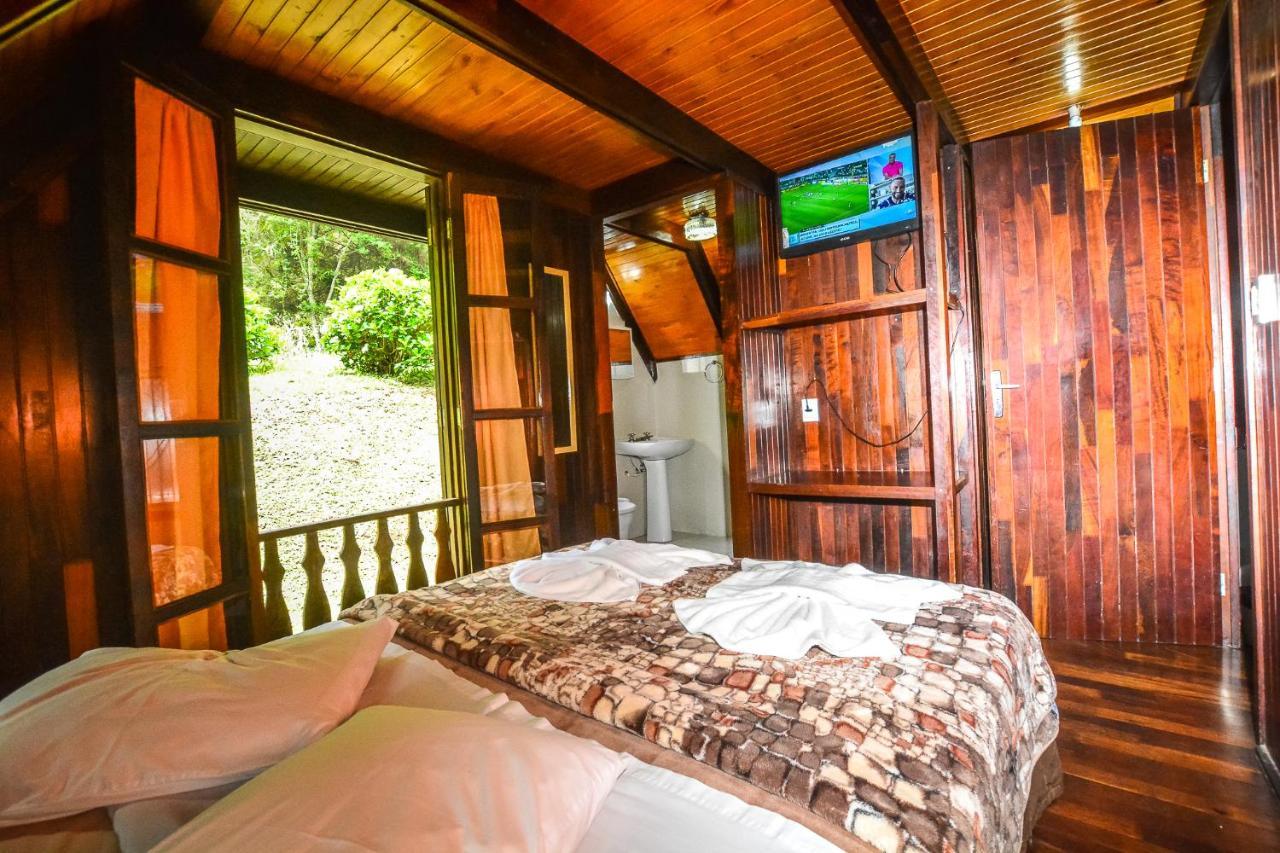 Fazenda Floresta Negra Hotel