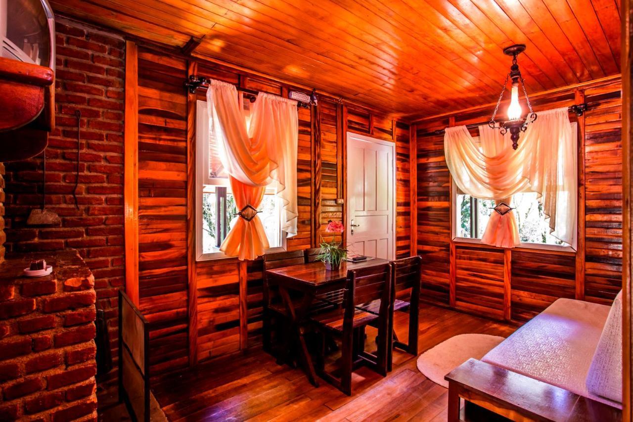 Hotel Fazenda Floresta Negra 3*